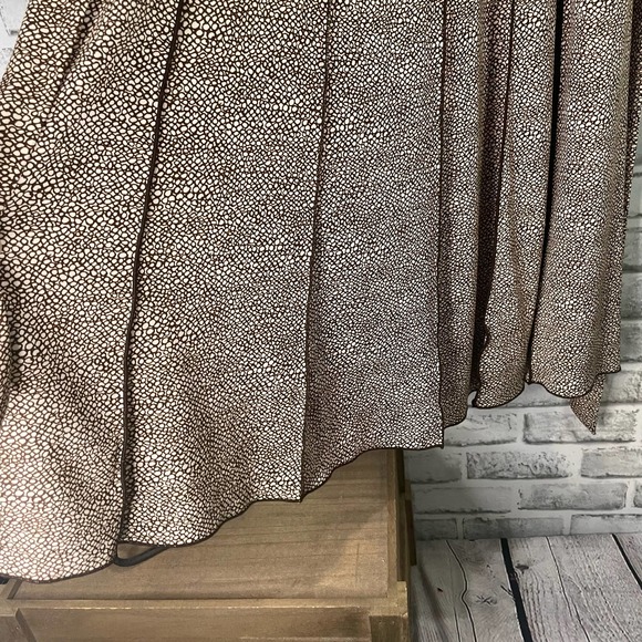 I LE New York Brown Cream Fit & Flare Stretch Sleeveless Dress Size 12 - Picture 5 of 10